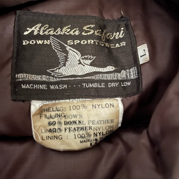 Alaskan Safari Down Vest - Picture 3 of 3